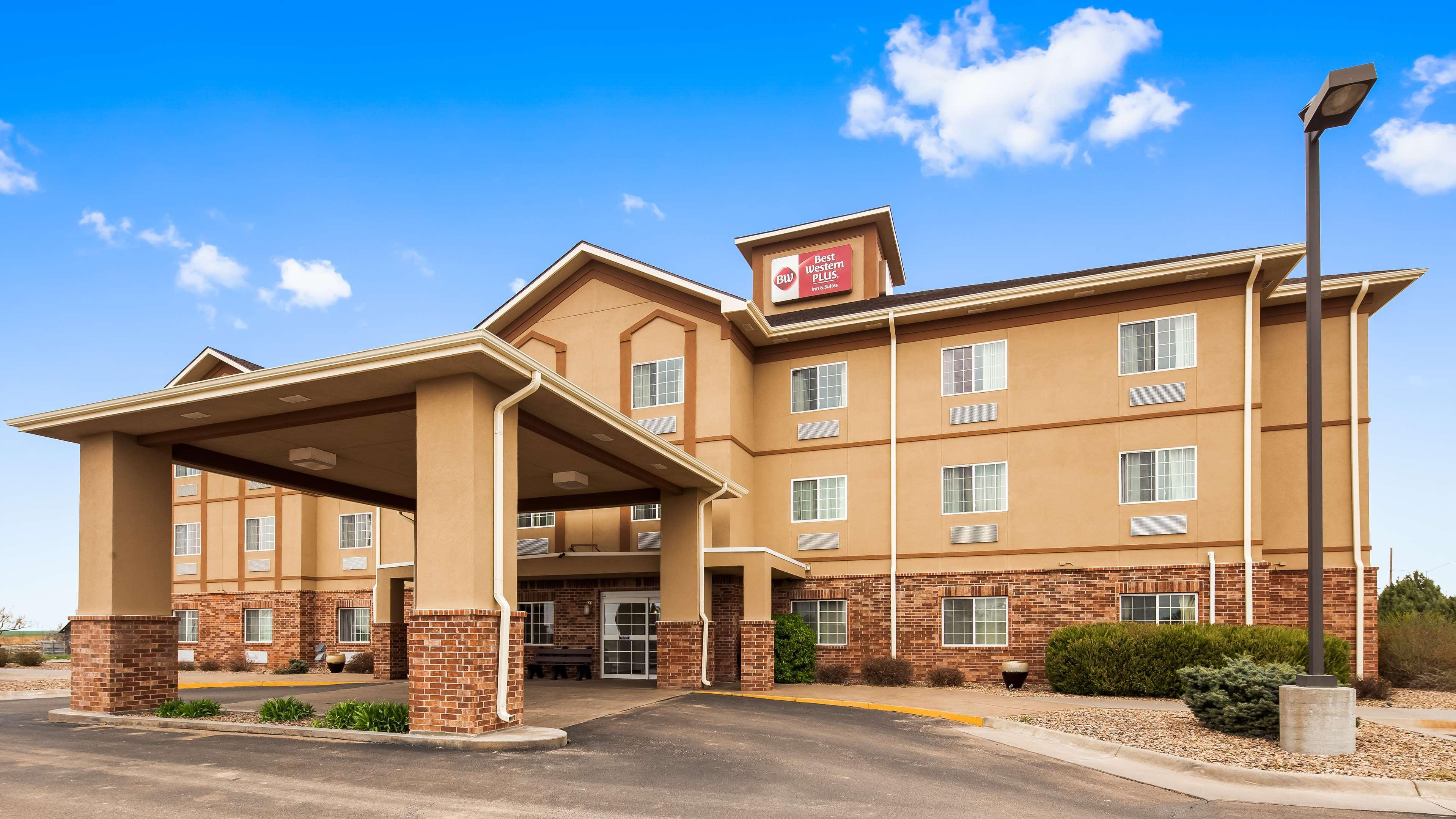 Best Western Plus Wakeeney Inn & Suites Bagian luar foto