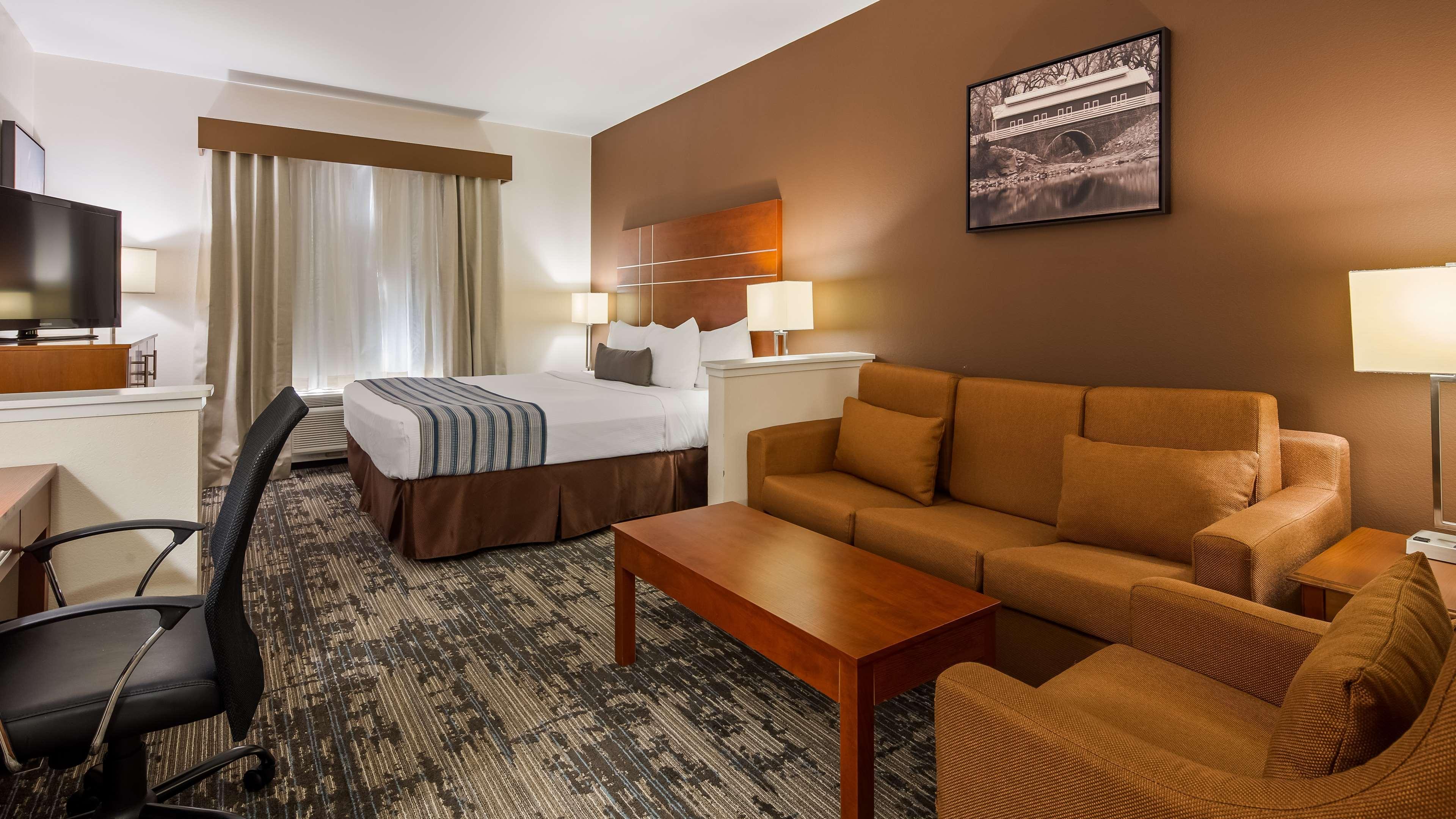 Best Western Plus Wakeeney Inn & Suites Bagian luar foto