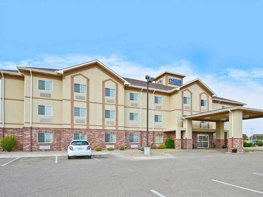 Best Western Plus Wakeeney Inn & Suites Bagian luar foto