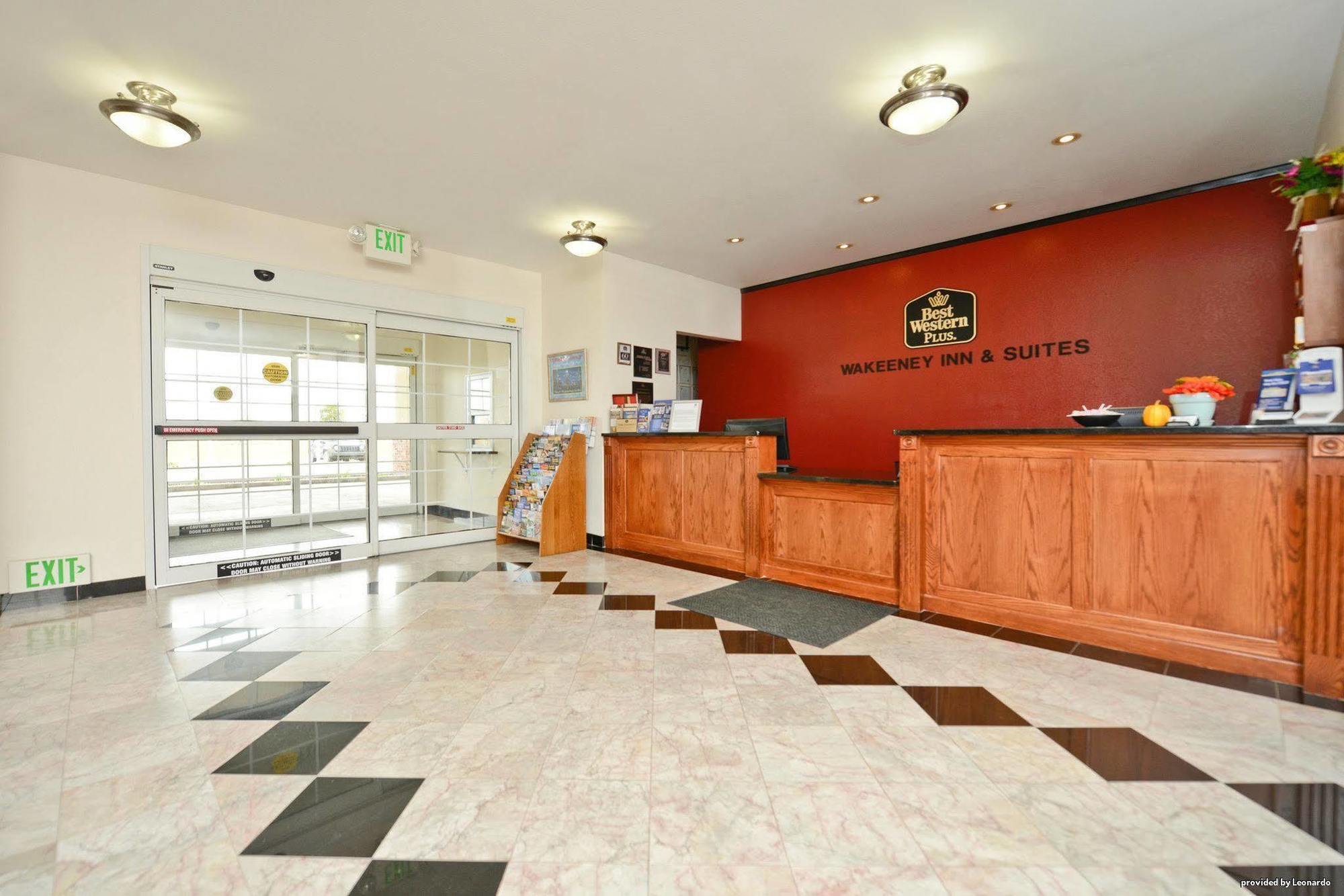 Best Western Plus Wakeeney Inn & Suites Bagian luar foto