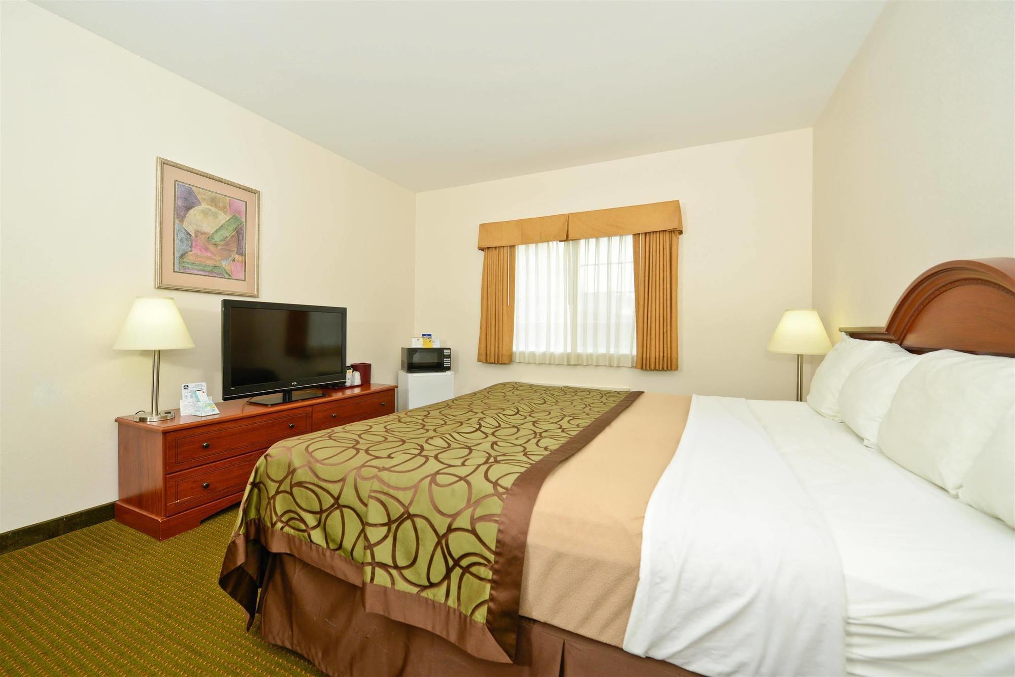 Best Western Plus Wakeeney Inn & Suites Bagian luar foto