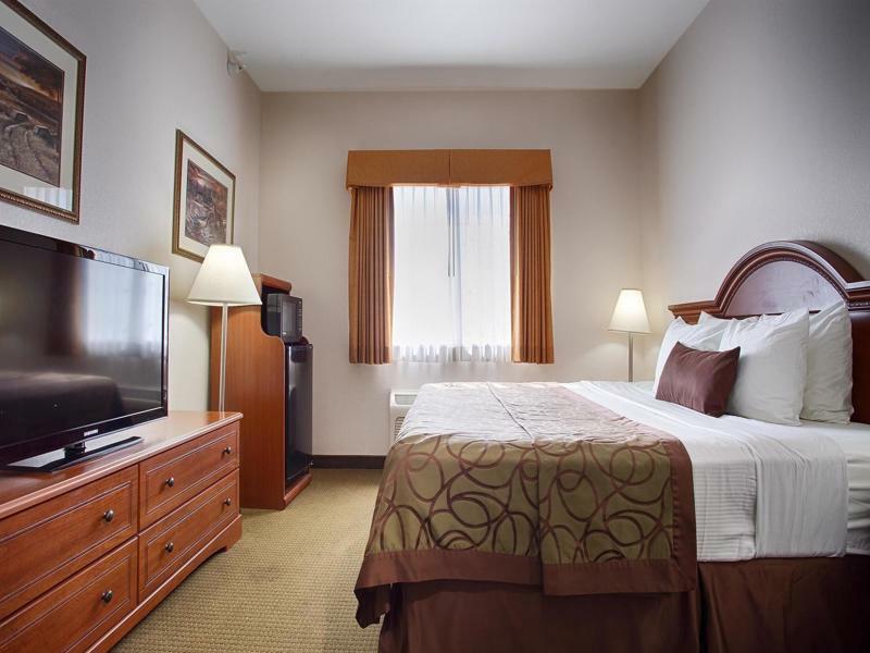 Best Western Plus Wakeeney Inn & Suites Bagian luar foto