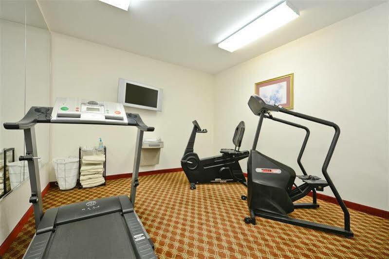 Best Western Plus Wakeeney Inn & Suites Bagian luar foto